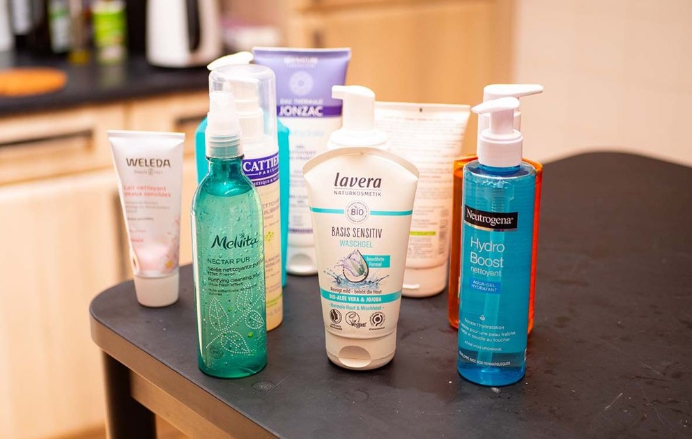 Les Meilleures Marques de Gels Nettoyants en 2024 : Un Guide Essentiel pour une Peau Parfaite